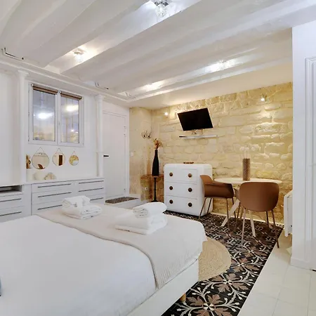 Апартаменты Pick A Flat's In Bastille - Rue Amelot *